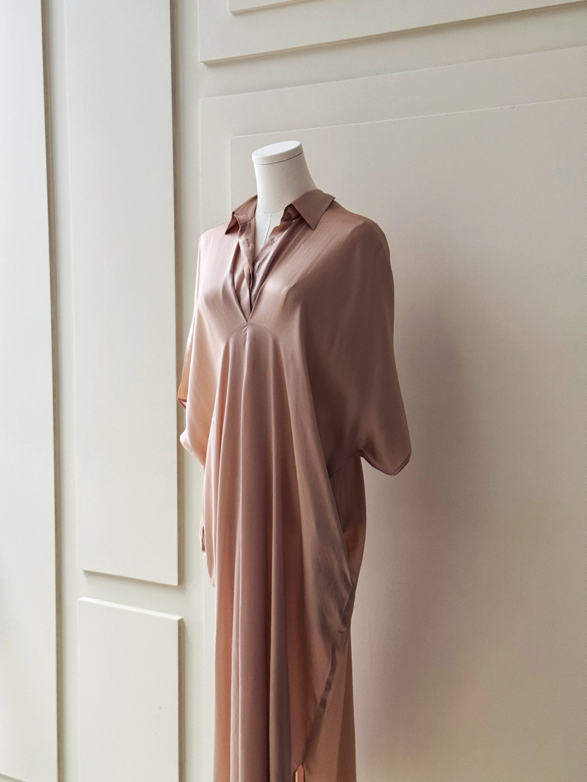 Collared Kaftan in Golden-Beige